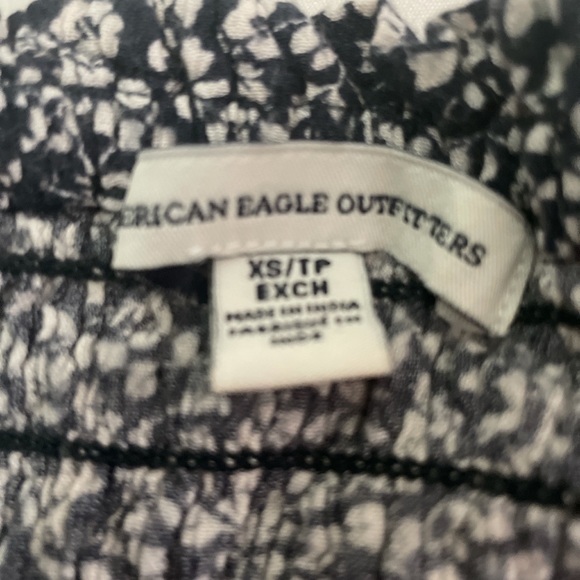 american eagle floral crop top - Picture 2 of 3